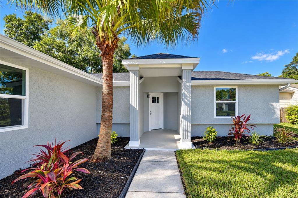 Property for sale at 404 LAKEVIEW DRIVE, OLDSMAR, FL, 34677