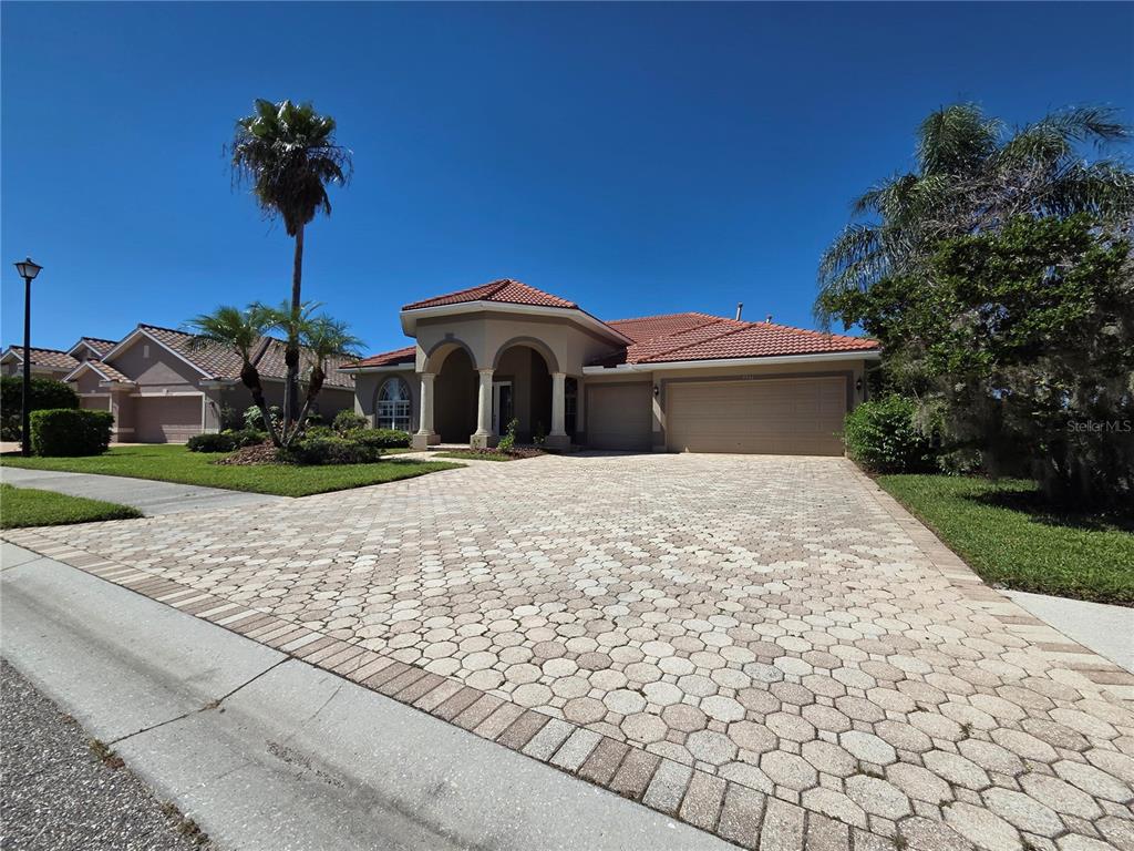 Property for sale at 7531 CAMDEN HARBOUR DRIVE, BRADENTON, FL, 34212
