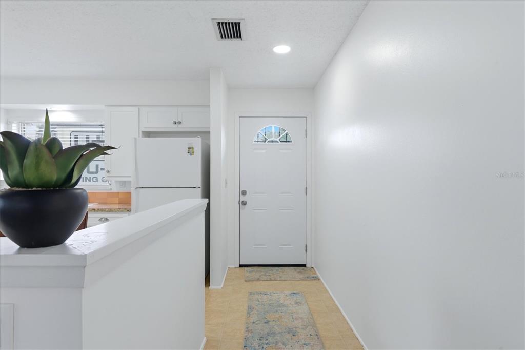 Front entry hall [U-Haul not included]