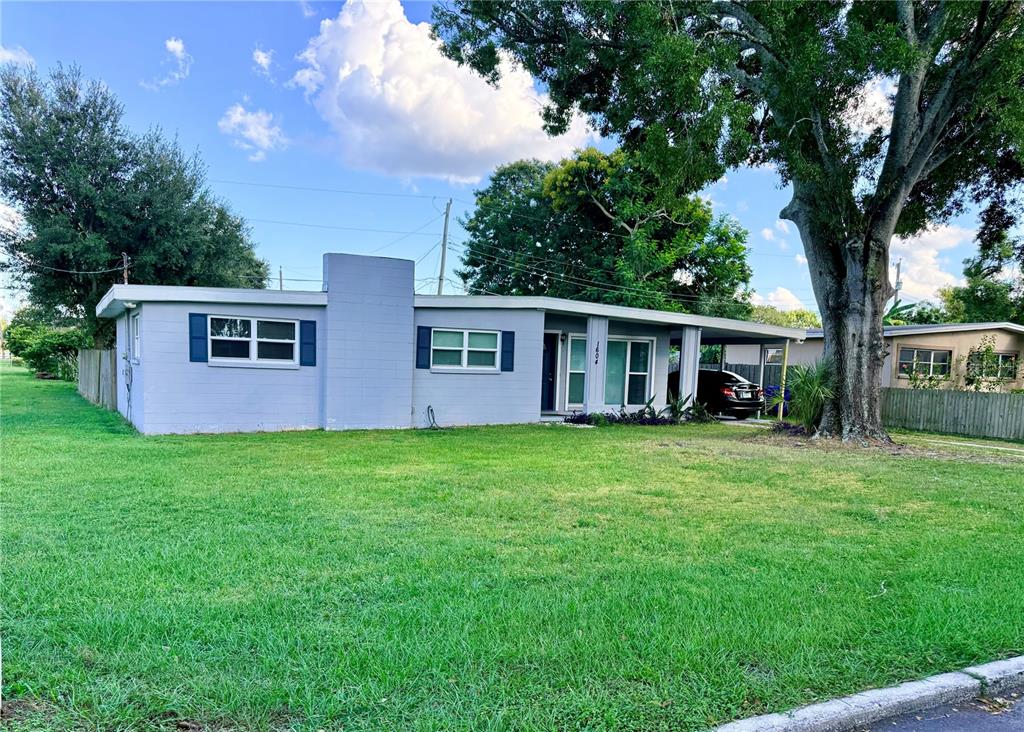 Property for sale at 1604 CRYSTAL COURT E, LAKELAND, FL, 33801