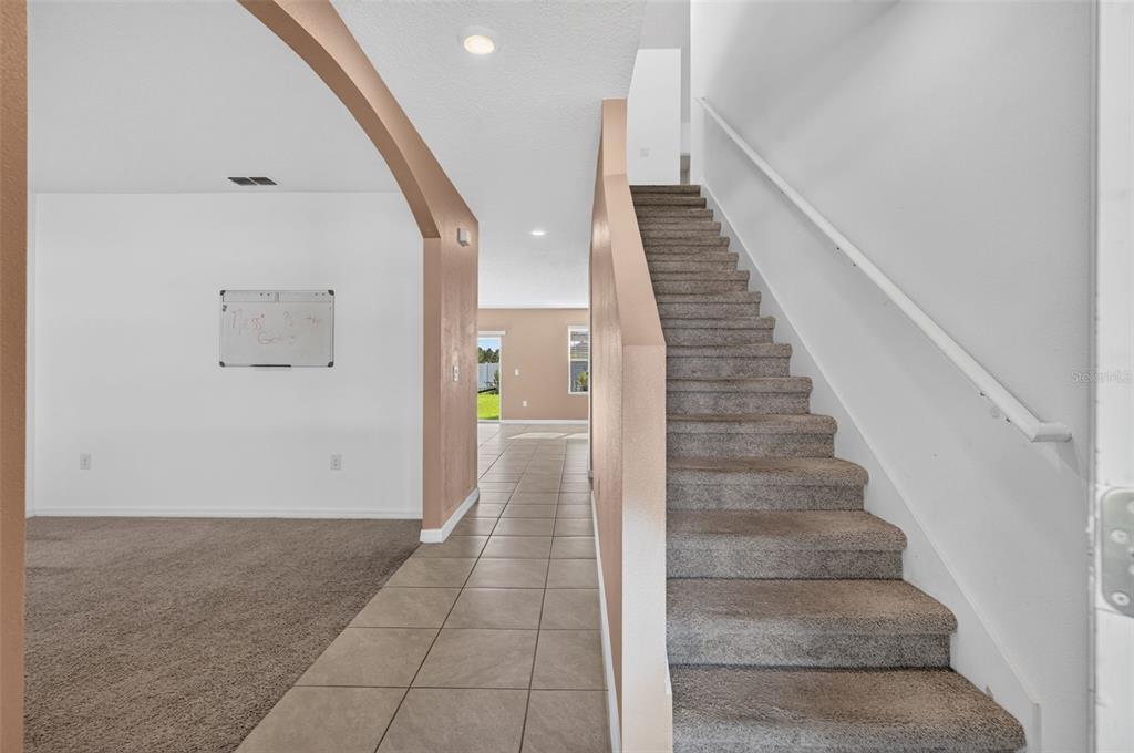 Property for sale at 3042 BETHPAGE LOOP, MOUNT DORA, FL, 32757