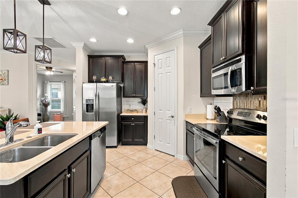 STAINLESS STEEL APPLIANCES