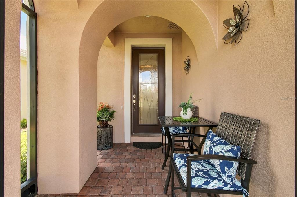SCREENED-IN FRONT PORCH