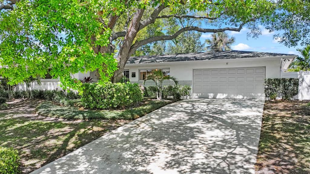 Property for sale at 3723 ORCHARD GROVE LANE, LARGO, FL, 33770