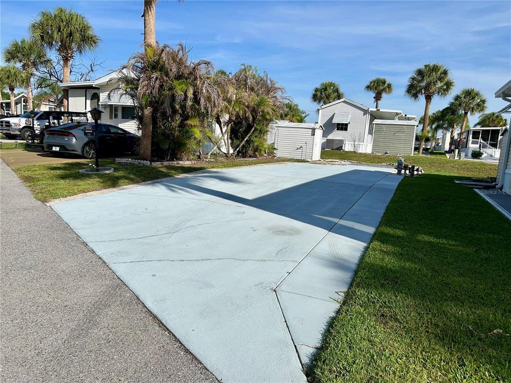 Property for sale at 1112 FEATHER LANE, BOWLING GREEN, FL, 33834