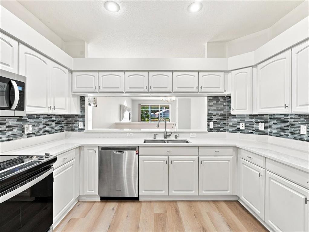 Property for sale at 1333 LINDENWOOD DRIVE, TARPON SPRINGS, FL, 34688
