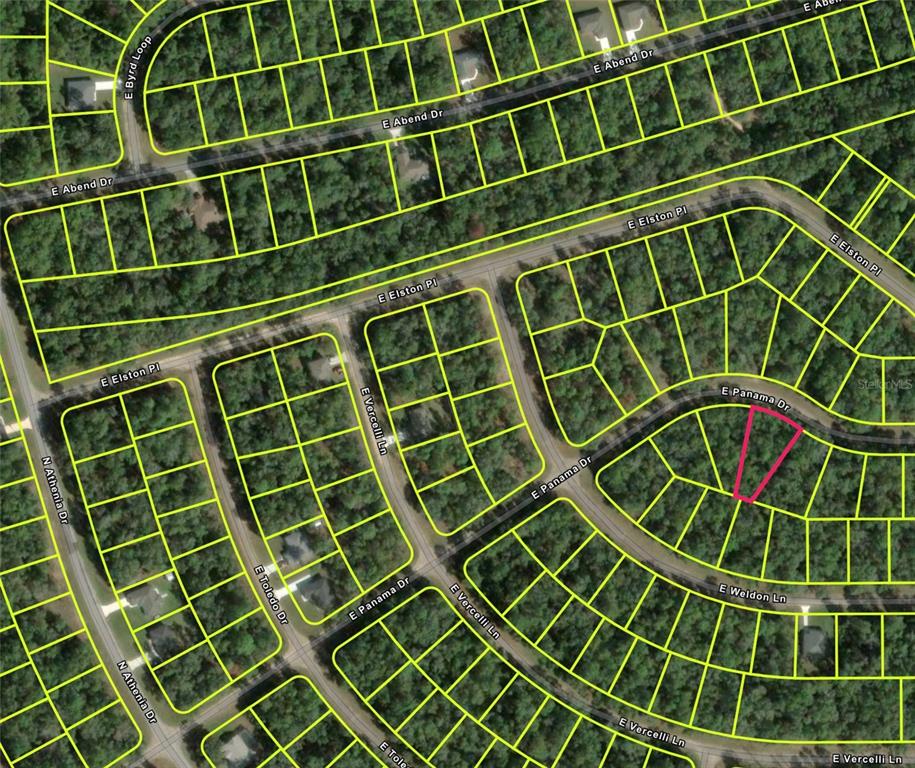 Property for sale at 818 E PANAMA DRIVE, DUNNELLON, FL, 34434