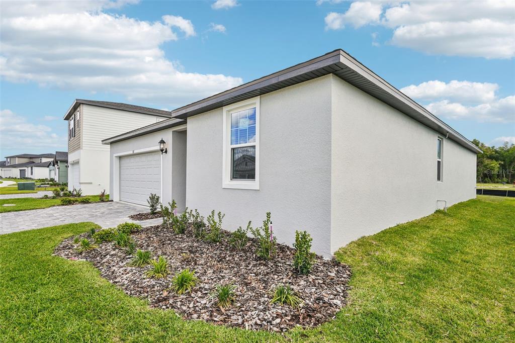 Property for sale at 811 SUNSHOWER DRIVE, LADY LAKE, FL, 32159