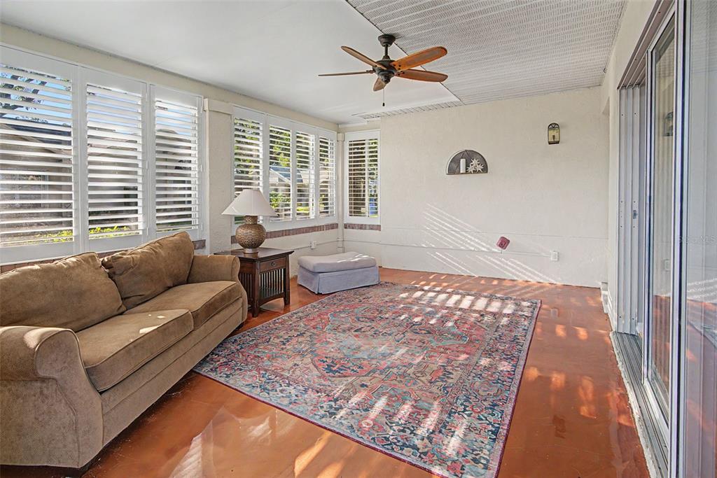 glass enclosed lanai