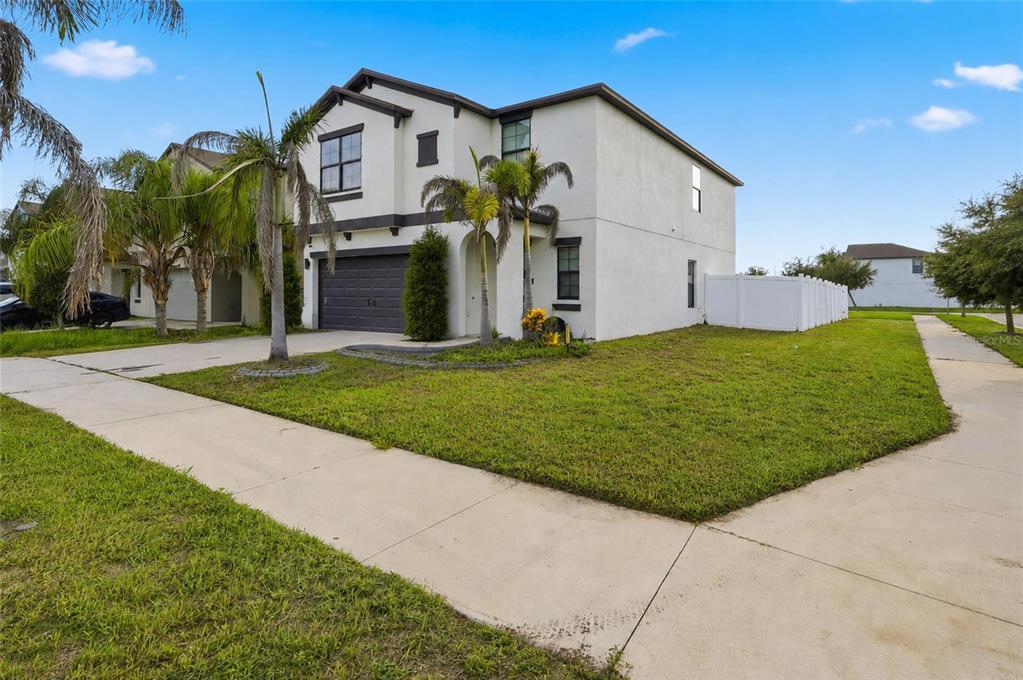 Property for sale at 14801 BOULDER PASS PLACE, WIMAUMA, FL, 33598