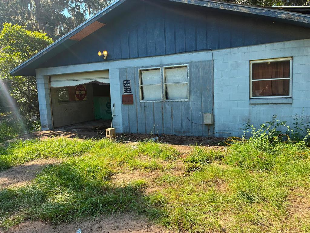 Property for sale at 17990 SE 51ST STREET, OCKLAWAHA, FL, 32179