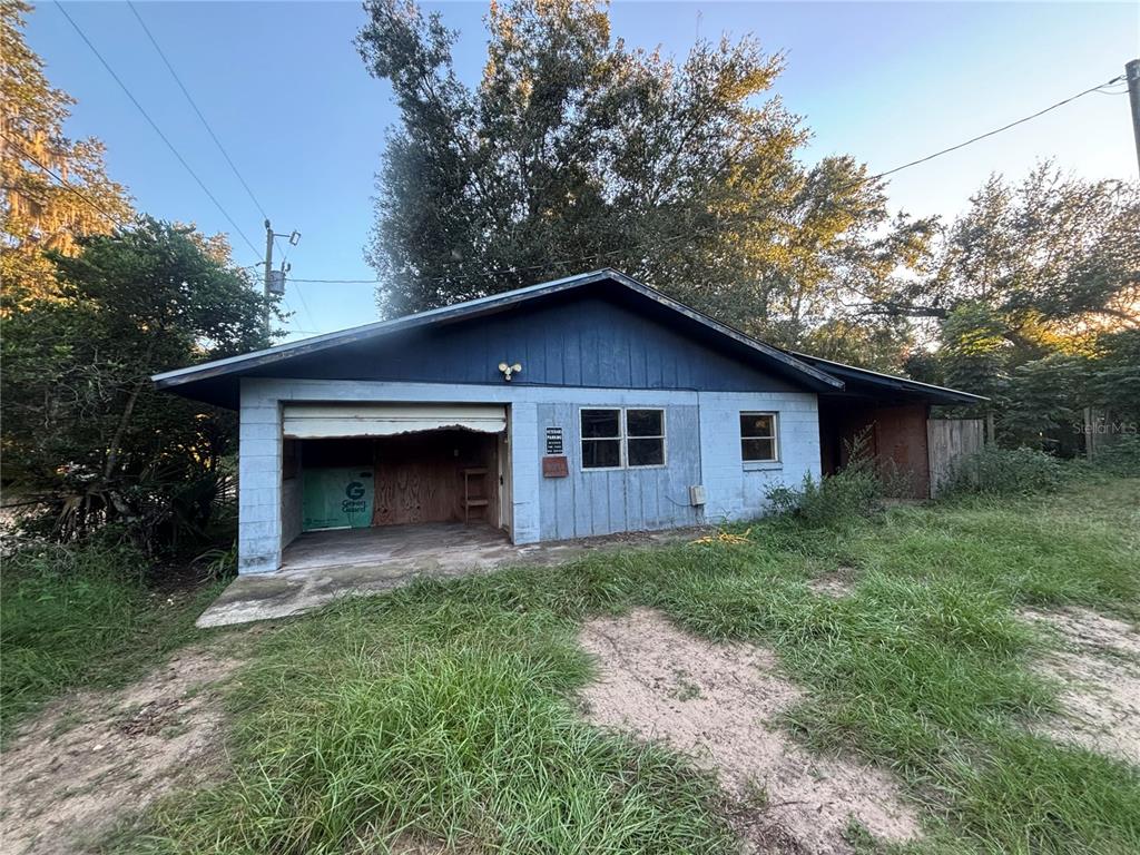 Property for sale at 17990 SE 51ST STREET, OCKLAWAHA, FL, 32179