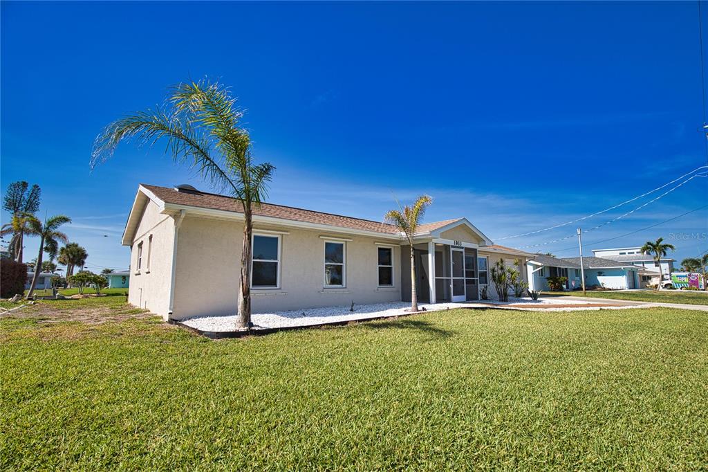 Property for sale at 1933 OREGON TRAIL, ENGLEWOOD, FL, 34224