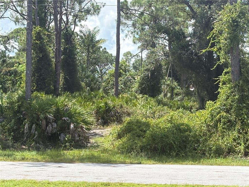 Property for sale at RENAULT CIR N, NORTH PORT, FL, 34291