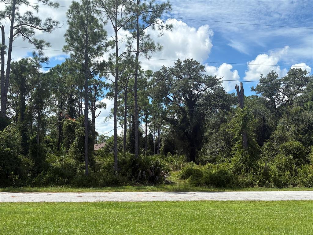 Property for sale at RENAULT CIR N, NORTH PORT, FL, 34291