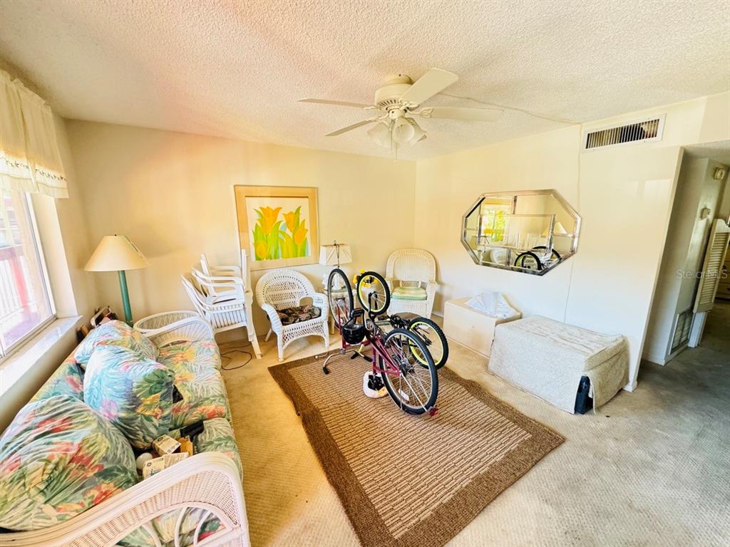 Property for sale at 400 EL CAMINO DRIVE UNIT 223, WINTER HAVEN, FL, 33884