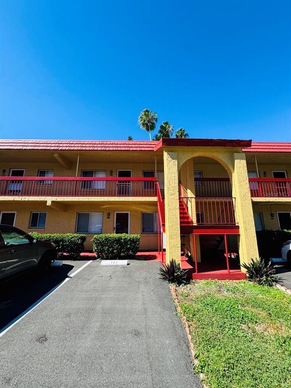 Property for sale at 400 EL CAMINO DRIVE UNIT 223, WINTER HAVEN, FL, 33884