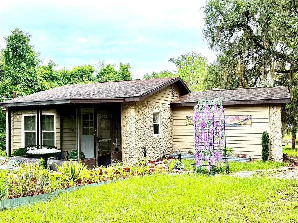 Property for sale at 208 ASHLEY STREET, HAWTHORNE, FL, 32640