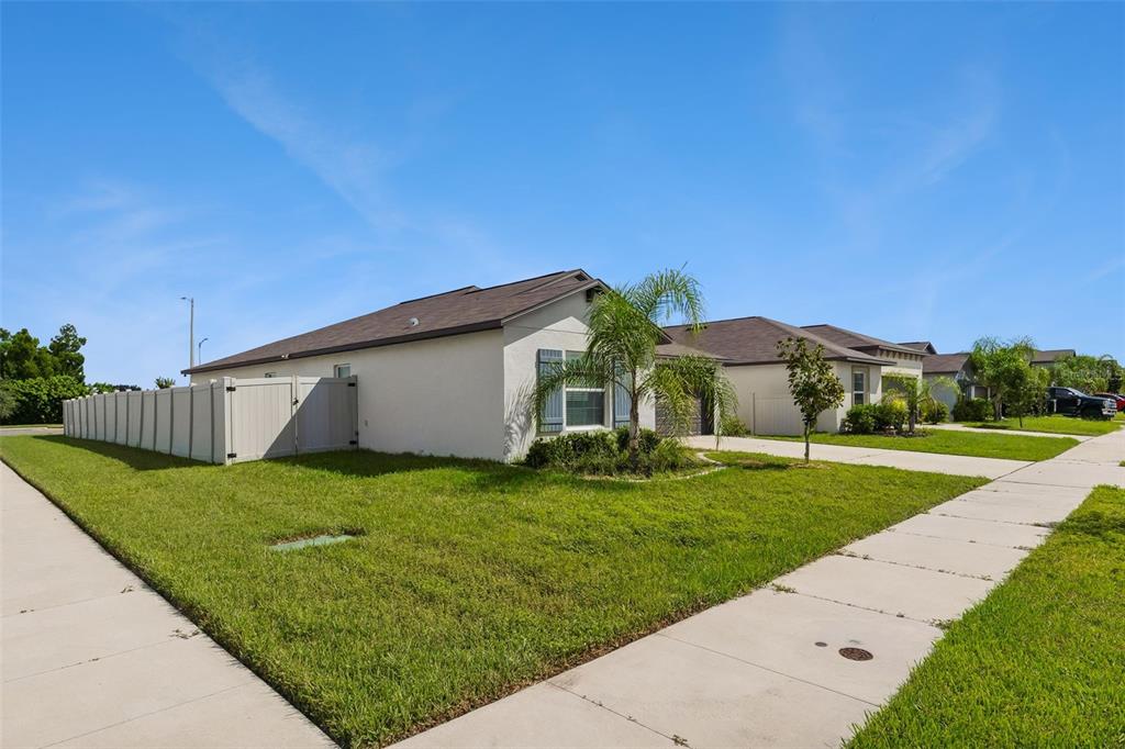 Property for sale at 5404 BLUE AZURE DRIVE, WIMAUMA, FL, 33598