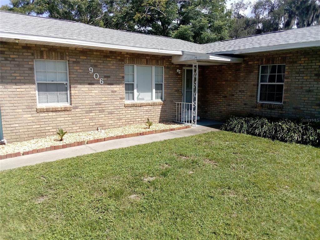Property for sale at 906 OAK DRIVE, LEESBURG, FL, 34748
