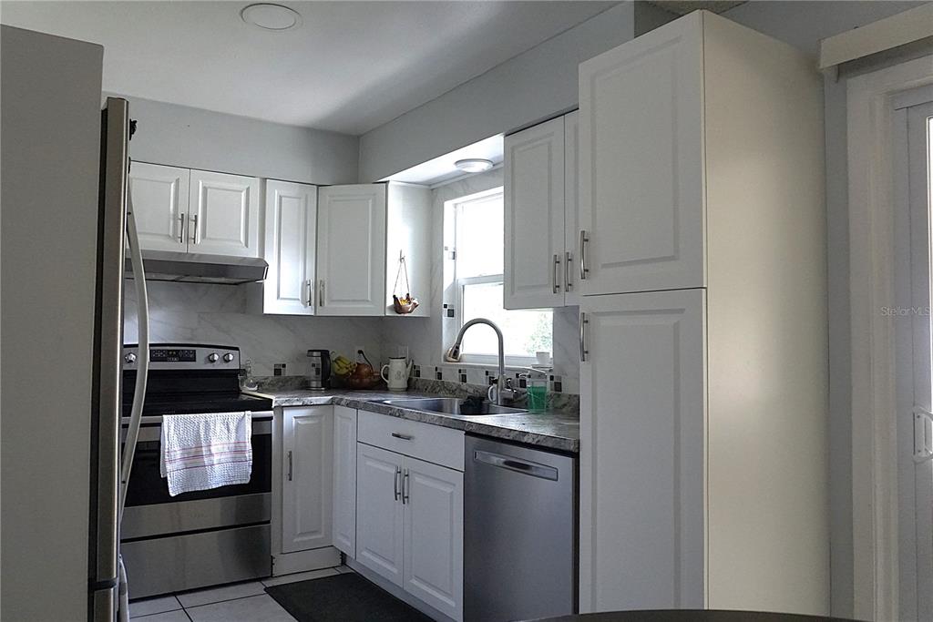 Property for sale at 29 E BOB WHITE STREET, APOPKA, FL, 32712