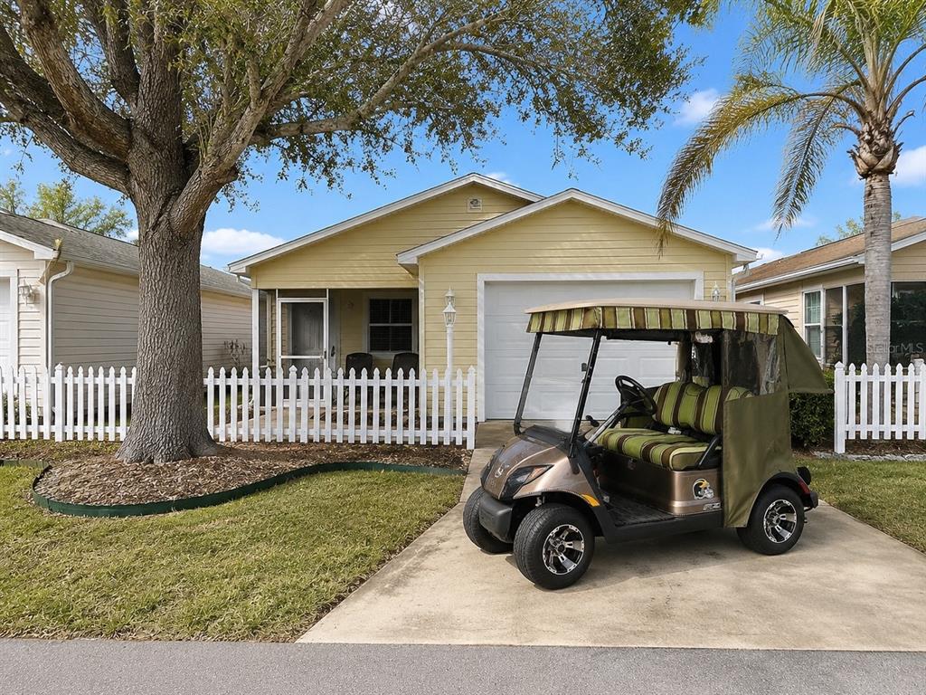 Property for sale at 16938 SE 94TH SUNNYBROOK CIRCLE, THE VILLAGES, FL, 32162