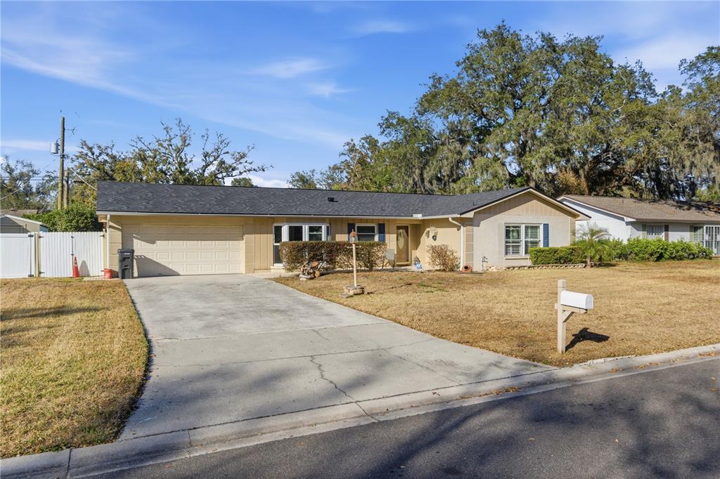 Property for sale at 308 ELLEN WAY, BRANDON, FL, 33510