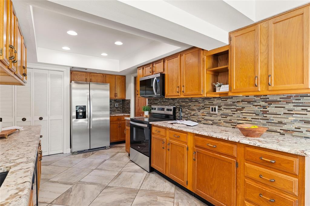 Property for sale at 2784 HEATHERWOOD COURT, CLEARWATER, FL, 33761