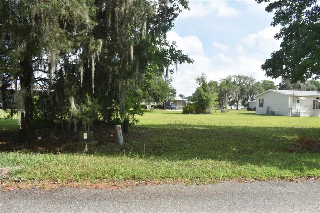 Property for sale at Lots 2 Blk D LEXINGTON CIRCLE, WILDWOOD, FL, 34785