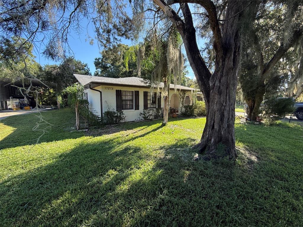 Property for sale at 11813 OCKLAWAHA DRIVE, LEESBURG, FL, 34788