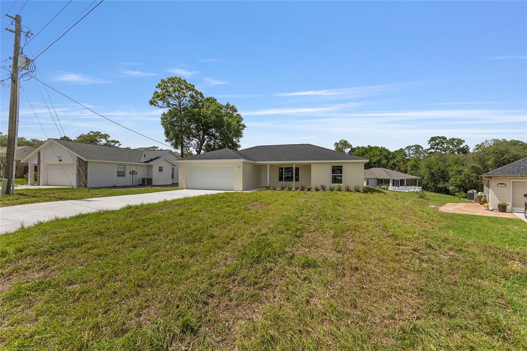 Property for sale at 13031 NE 7TH LOOP, SILVER SPRINGS, FL, 34488