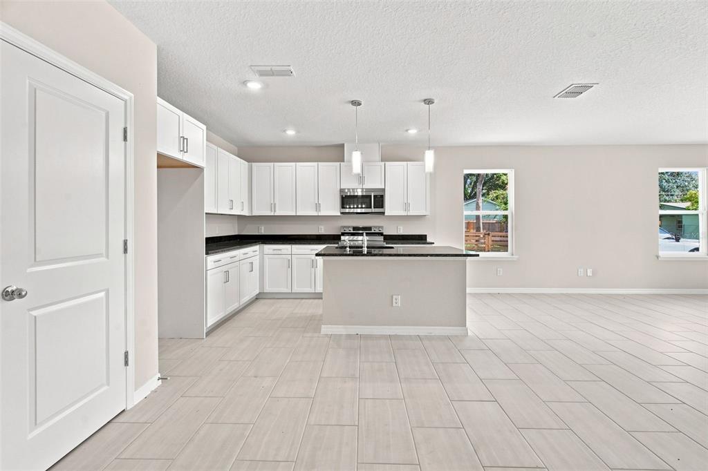 Property for sale at 809 S LOCUST AVENUE, SANFORD, FL, 32771