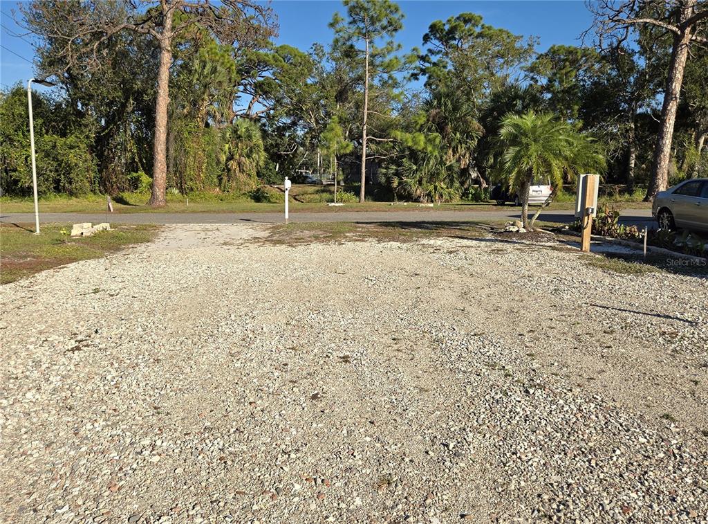 Property for sale at 424 HATCHETT CREEK ROAD, VENICE, FL, 34285