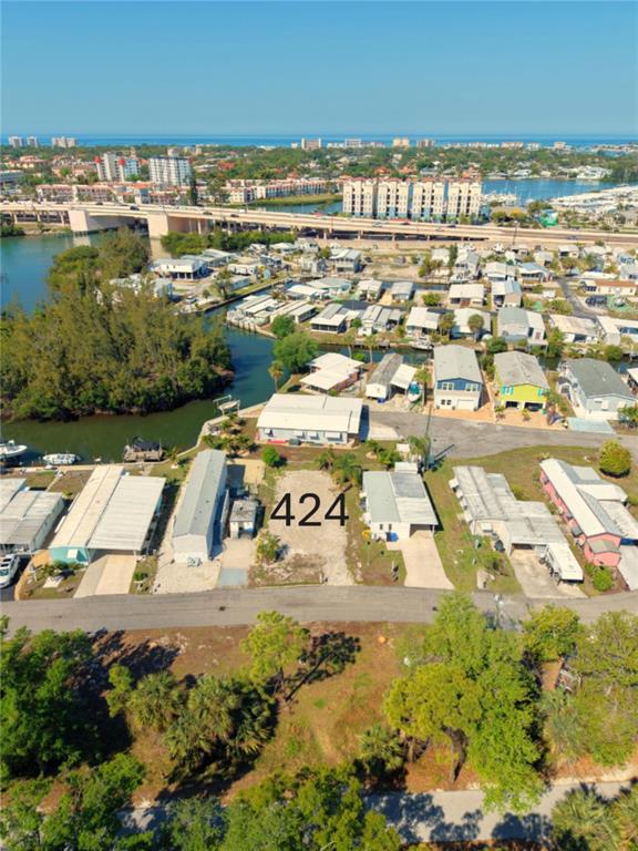 Property for sale at 424 HATCHETT CREEK ROAD, VENICE, FL, 34285