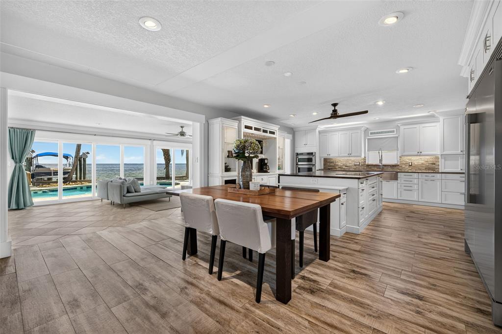 Property for sale at 2480 E BAY ISLE DRIVE SE, ST PETERSBURG, FL, 33705