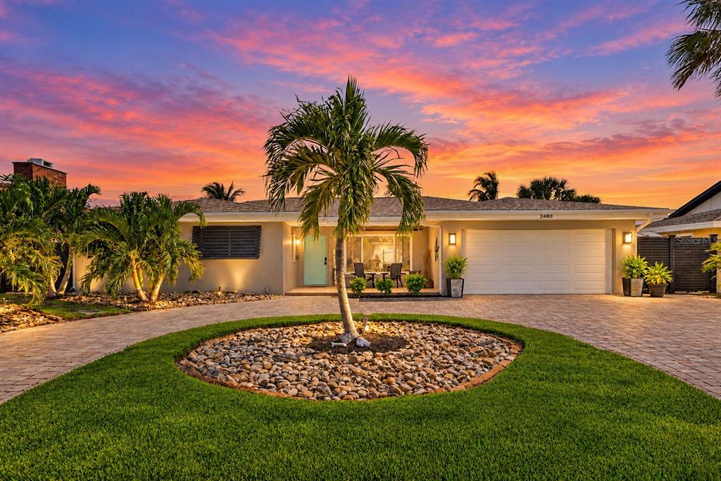 Property for sale at 2480 E BAY ISLE DRIVE SE, ST PETERSBURG, FL, 33705