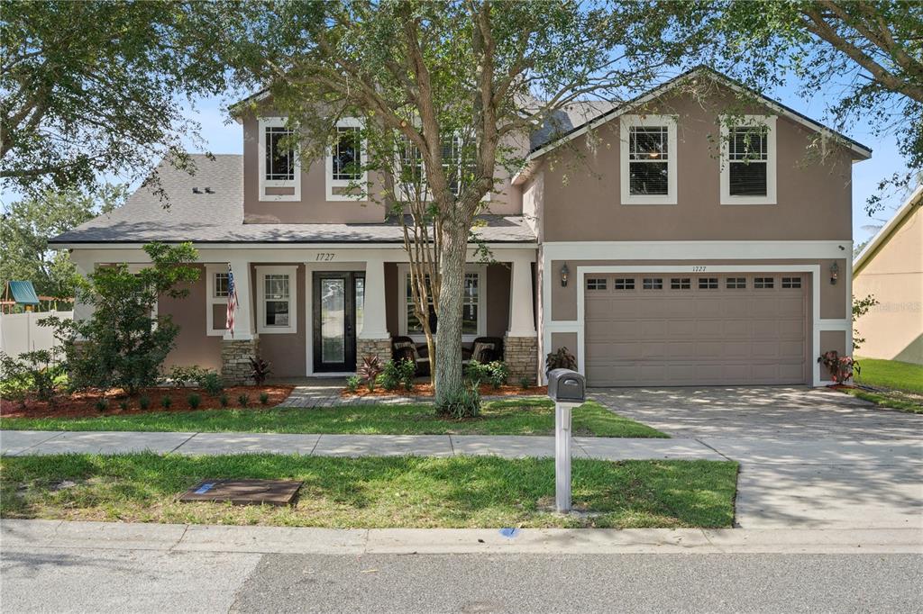 Property for sale at 1727 SOUTHERN OAK LOOP, MINNEOLA, FL, 34715