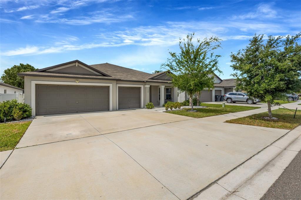 Property for sale at 138 RAIN BERRY AVENUE, RUSKIN, FL, 33570