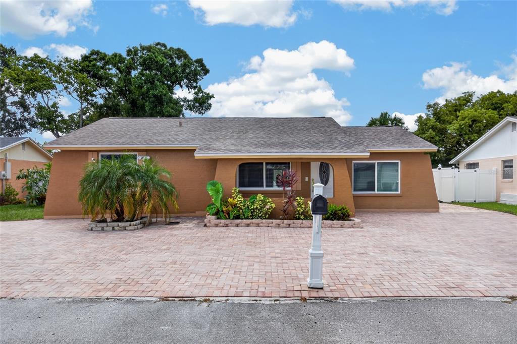 Property for sale at 6711 GLEN FOREST COURT, TAMPA, FL, 33615