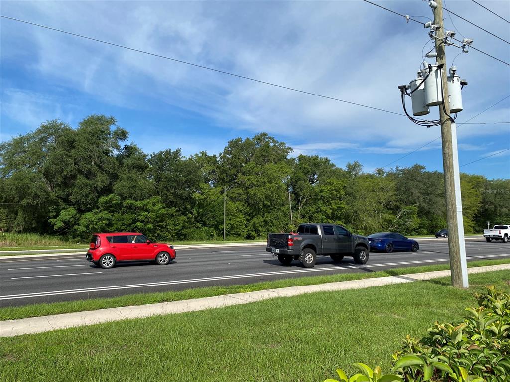 Property for sale at 524 S HIGHWAY 27/441, LADY LAKE, FL, 32159