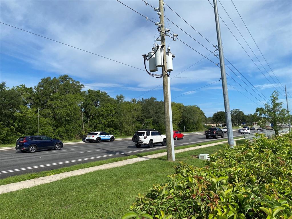 Property for sale at 524 S HIGHWAY 27/441, LADY LAKE, FL, 32159
