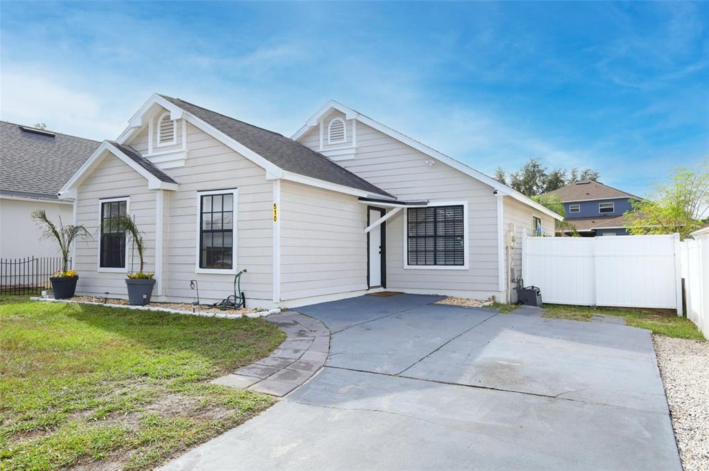 Property for sale at 510 CONURE STREET, APOPKA, FL, 32712