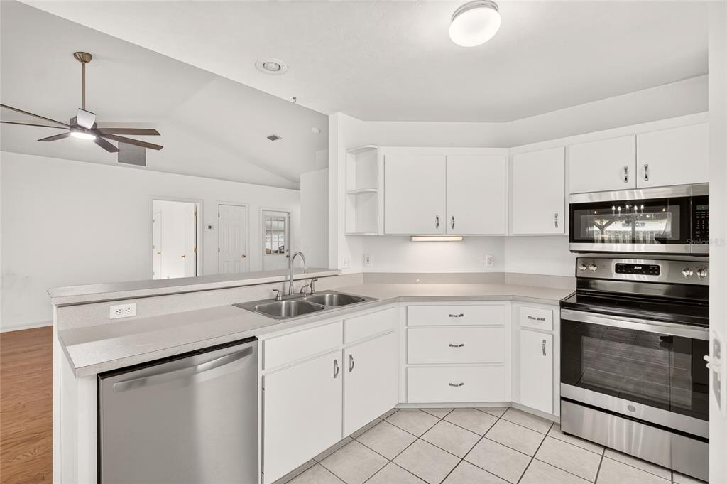 Property for sale at 13533 NW 136TH AVENUE, ALACHUA, FL, 32615
