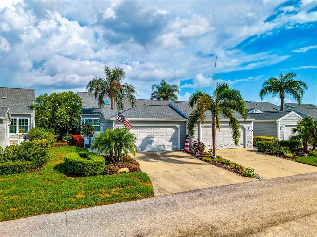 Property for sale at 1240 SPOONBILL LANDINGS CIRCLE, BRADENTON, FL, 34209