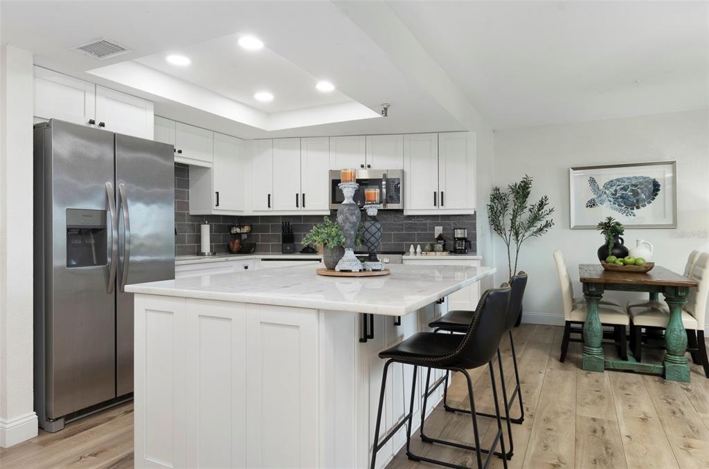 Property for sale at 7430 SUNSHINE SKYWAY LANE S UNIT 405, ST PETERSBURG, FL, 33711