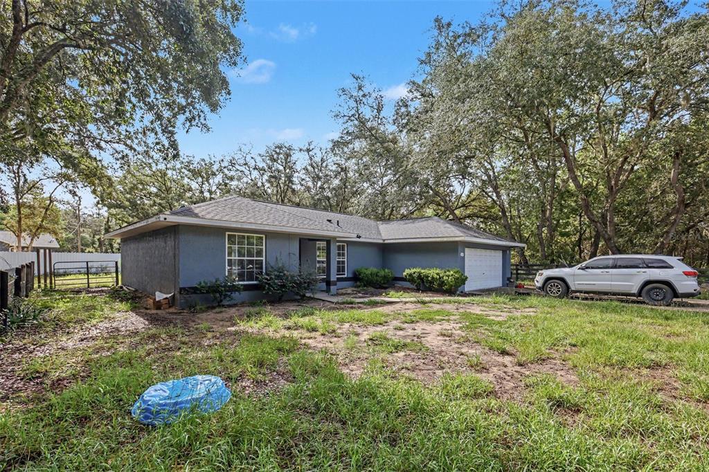 Property for sale at 135 FISHER WAY TRAIL, OCKLAWAHA, FL, 32179