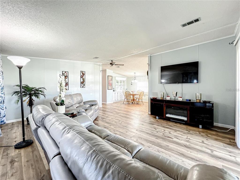 Property for sale at 1785 QUAIL HILL DRIVE, LAKELAND, FL, 33810