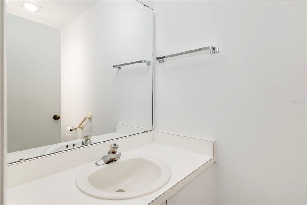 Property for sale at 1920 HARBOURSIDE DRIVE UNIT 1003, LONGBOAT KEY, FL, 34228