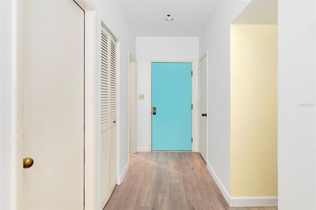 Property for sale at 1920 HARBOURSIDE DRIVE UNIT 1003, LONGBOAT KEY, FL, 34228