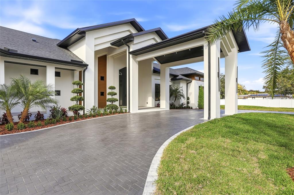 Property for sale at 6802 E CREEK DRIVE, TAMPA, FL, 33615
